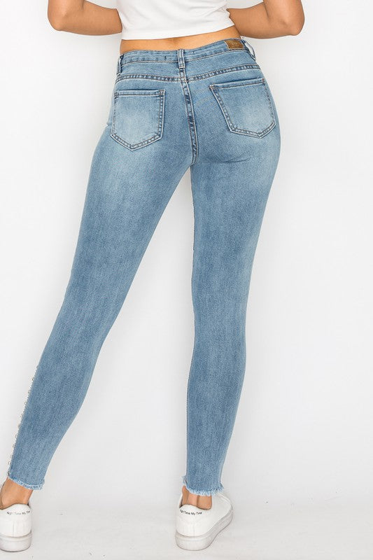 Monica Jeans
