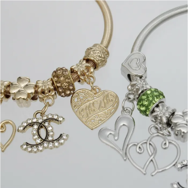 Mom Heart Charm Bracet