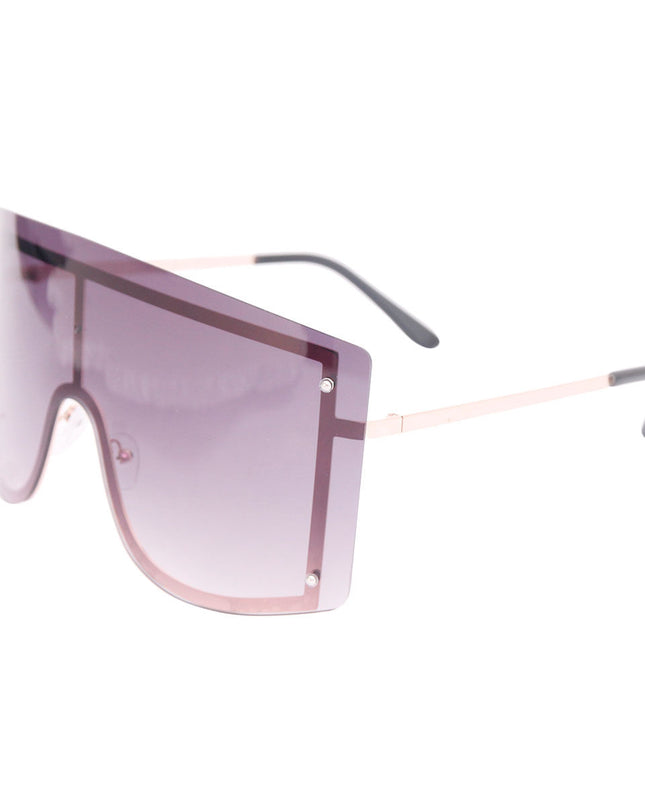 Sleek & Chic: Black Signature Shades