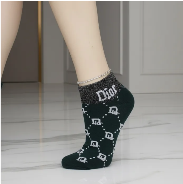 Metallic D*or Stretch Quarter Socks