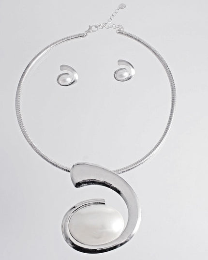 Silver Sculpted Pearl Swirl Pendant Collar Necklace